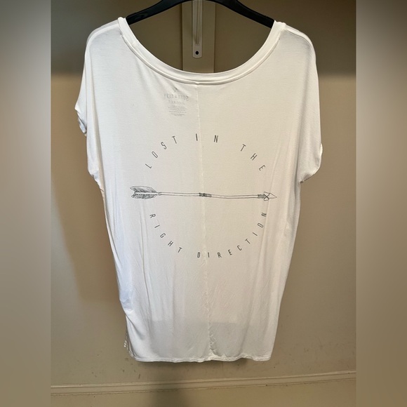 American Eagle Outfitters White Sleeveless Relaxed T-Shirt - Picture 3 of 5